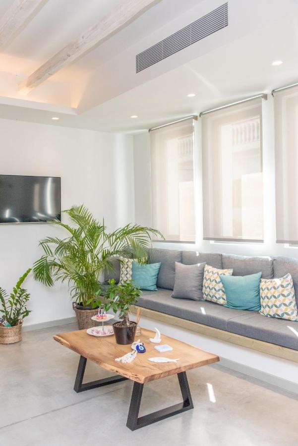 Lithos Luxury